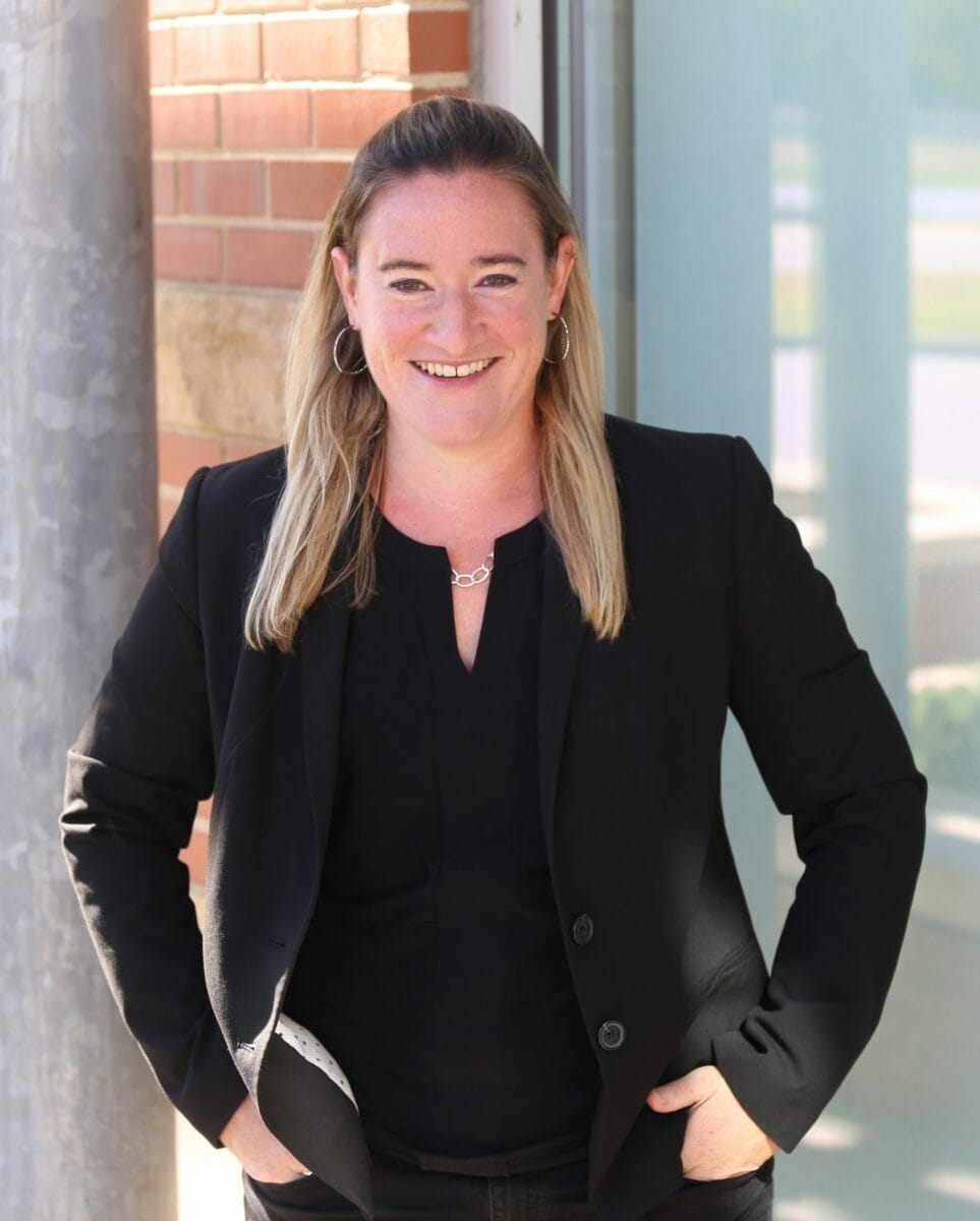 Heather Cote Headshot