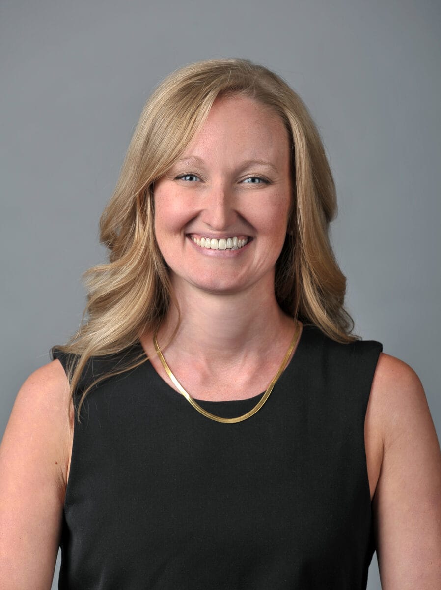 Amanda Draper headshot