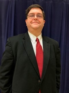 Richard Holmes Headshot