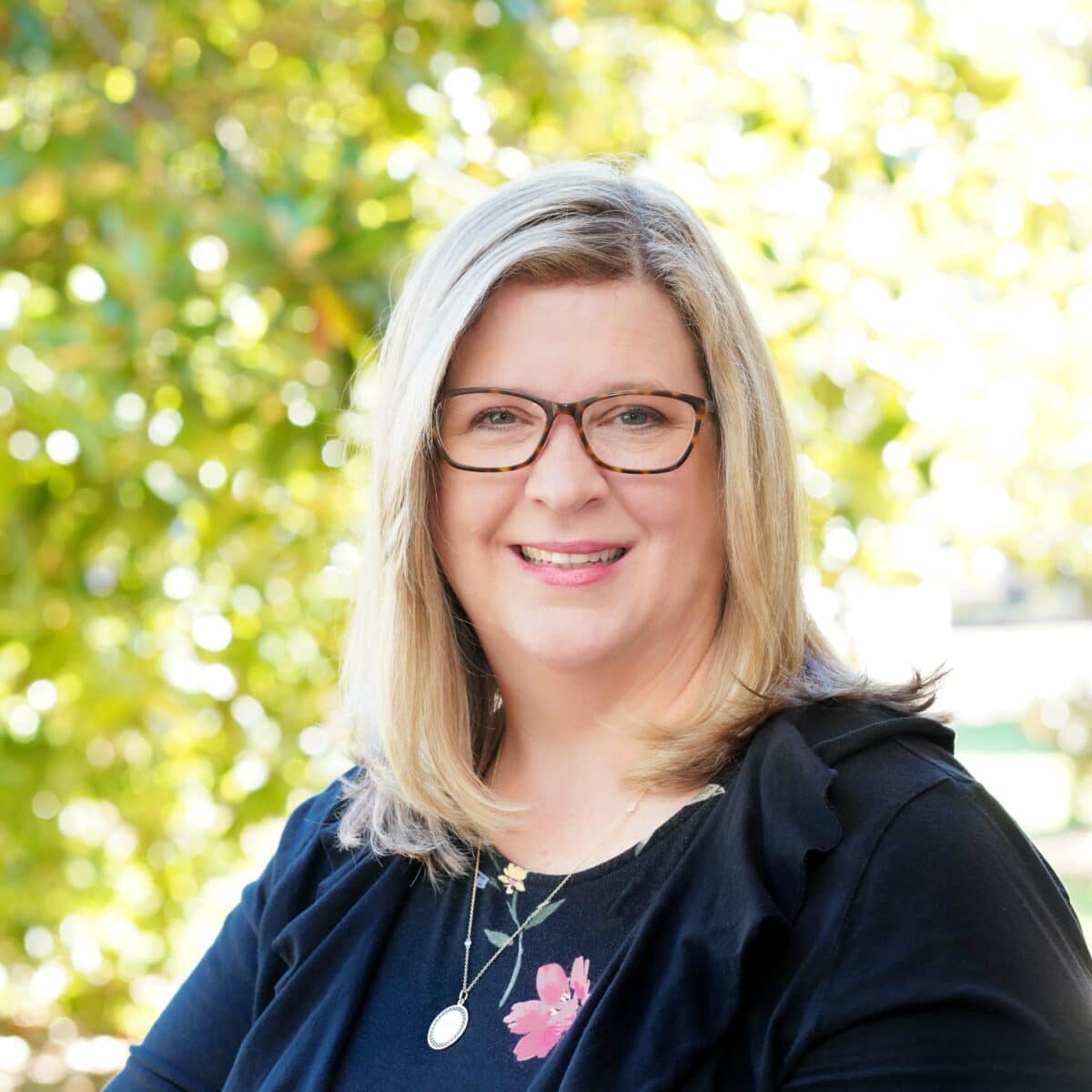 Becky Halliday Headshot
