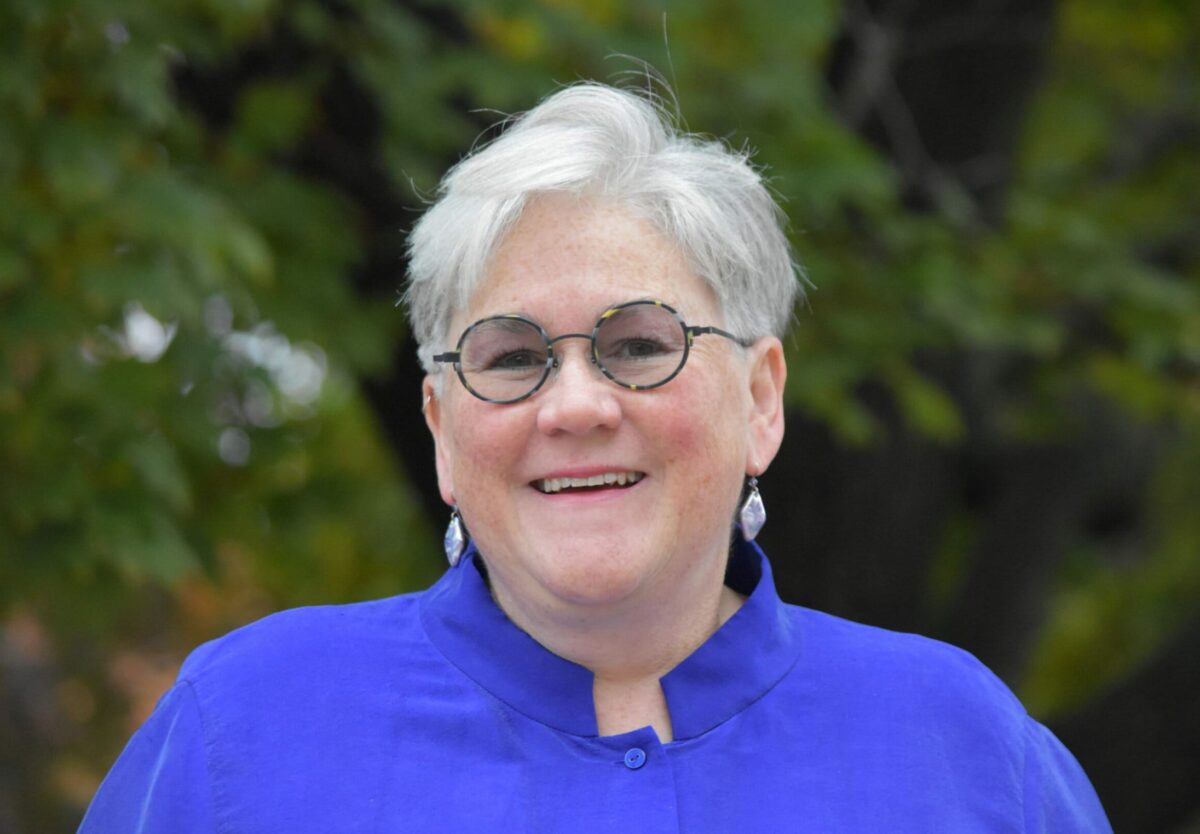 Ruth LeMay Headshot